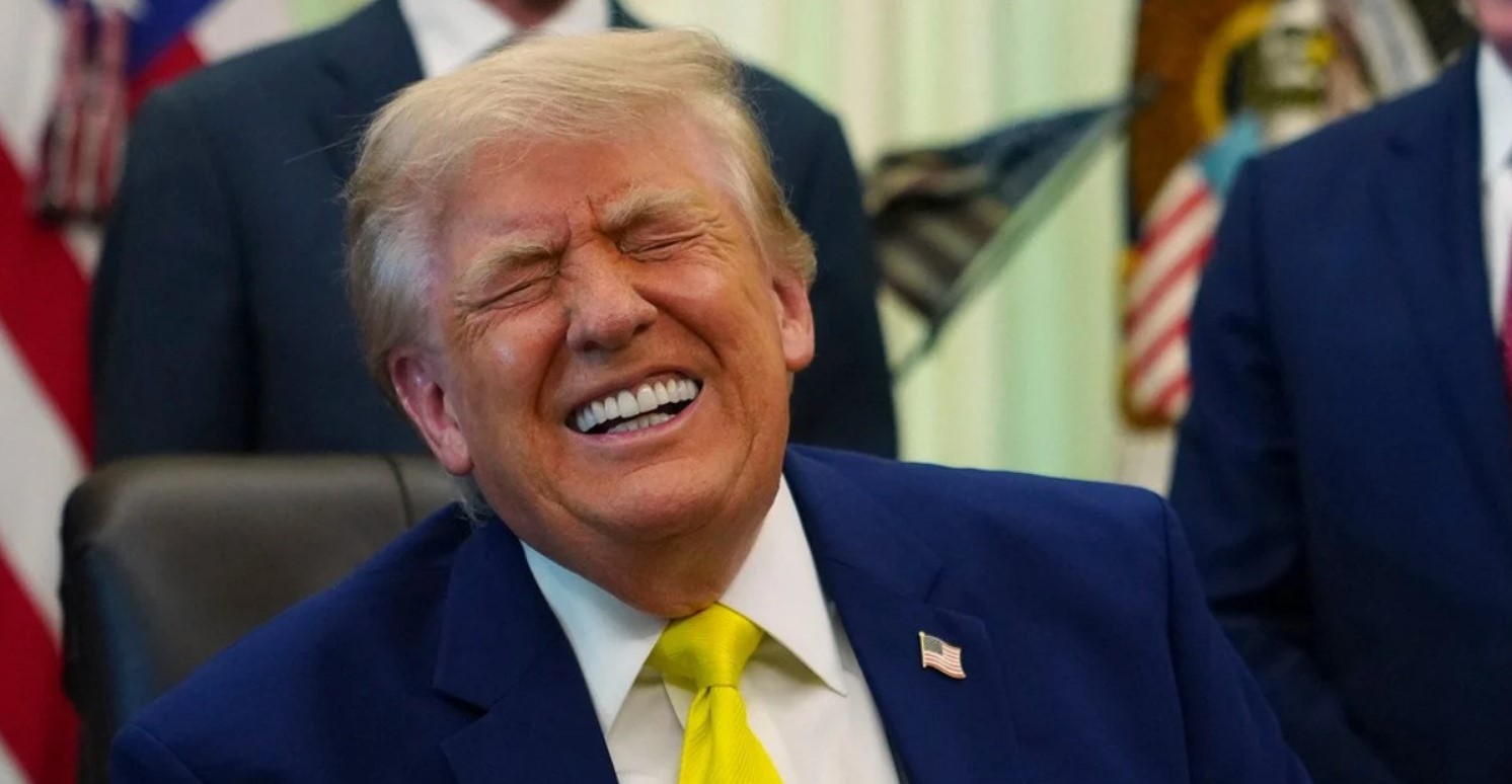 Трамп пообіцяв проголосити Ормузьку протоку територією США Трамп пообіцяв проголосити Ормузьку протоку територією США